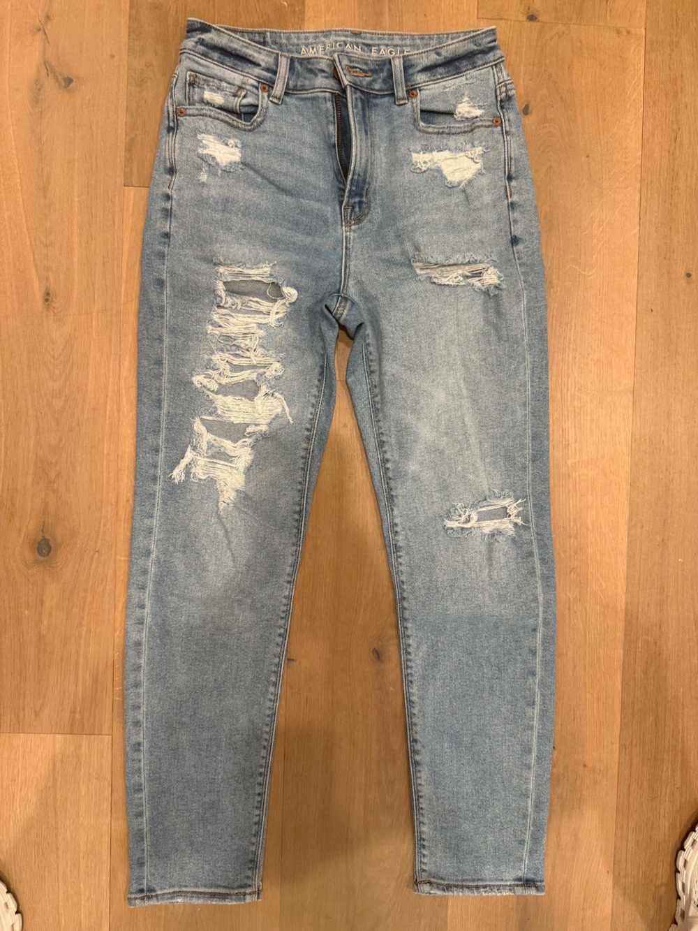American Eagle Outfitters Light Blue Skinny Ripped Jeans